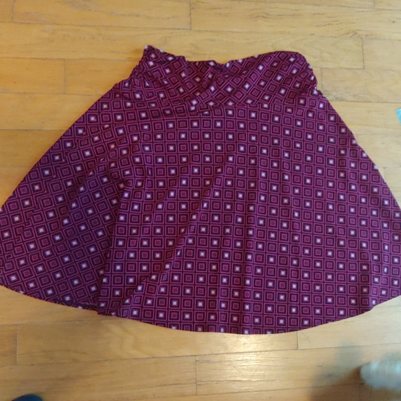2 pc skirt set - Picture 5 of 7